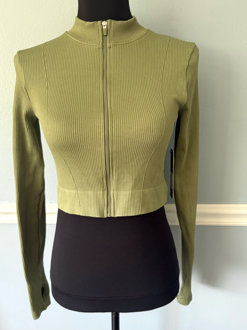 Fashion Nova Olive Ribbed Zip-Front Cropped Top L
